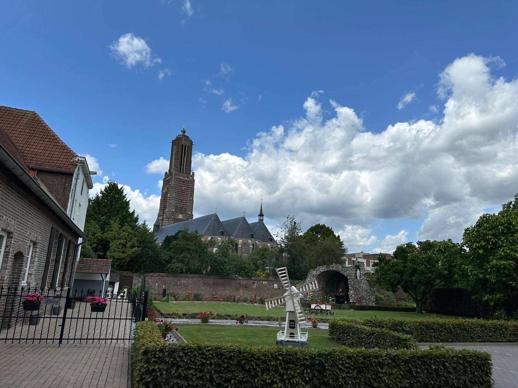 B&B Maria Hart Weert Exteriér fotografie